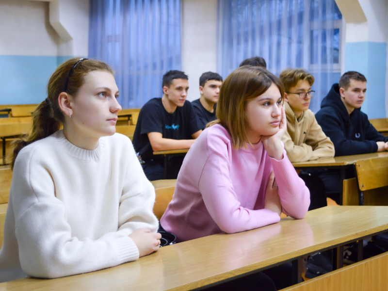 В Рубцовском институте (филиале) АлтГУ прошли занятия в рамках проекта «Разговоры о важном»